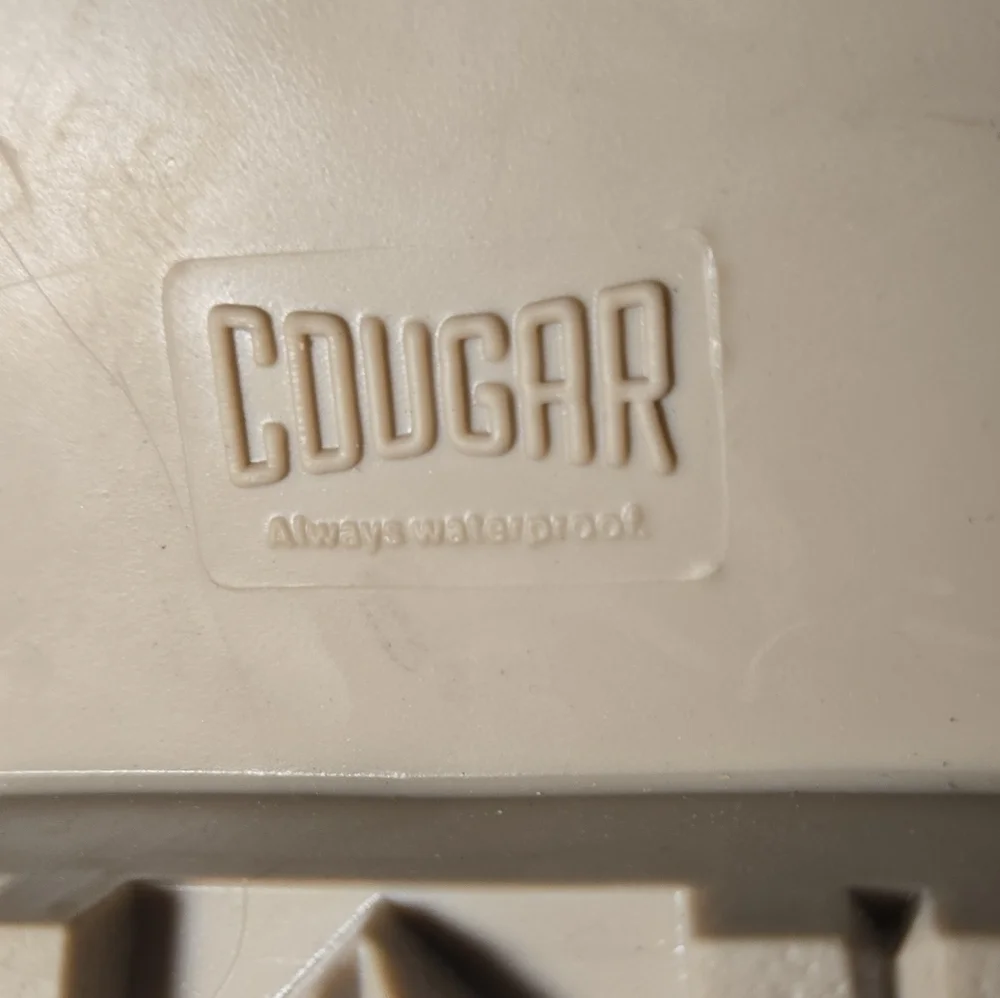 Cougar Women's Swinton-L Boots, Cream Sz 10 Like New